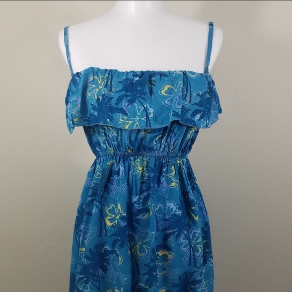 Blueginger Palms And Floral Ruffle Dress S… - Picture 2 of 4